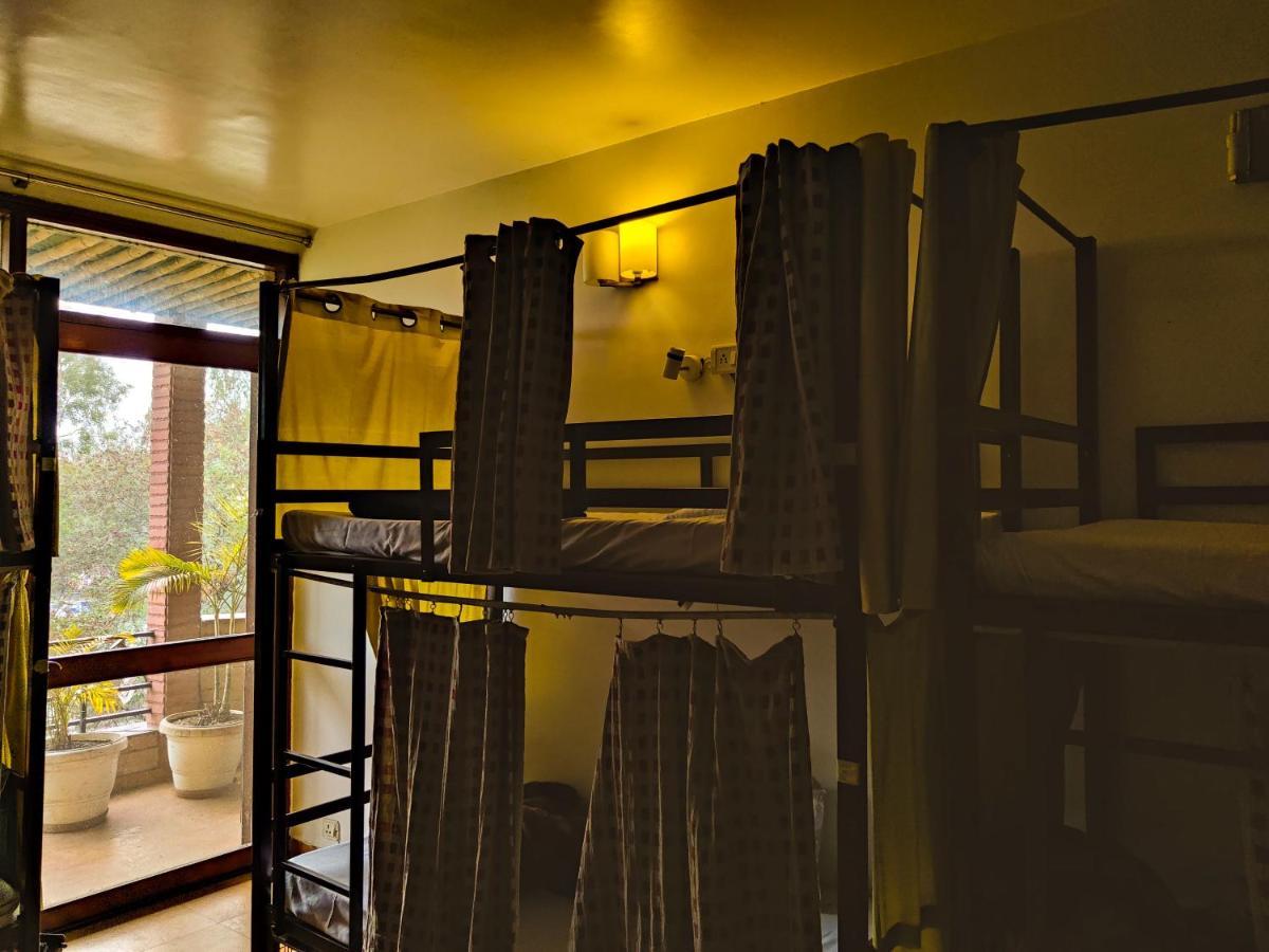 Hide-In Hostel Delhi Nova Deli Exterior foto